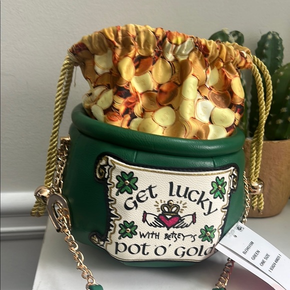 NWT Betsey Johnson Green Pot O' Gold Bag - Picture 11 of 11